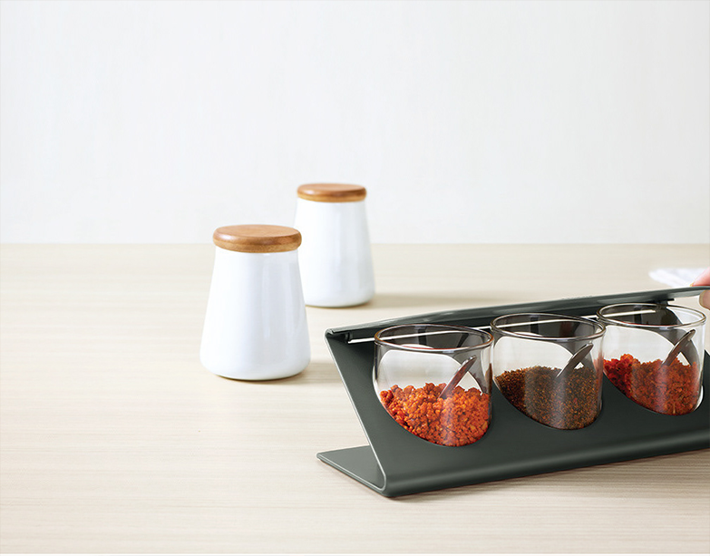 portfolio-item-tray